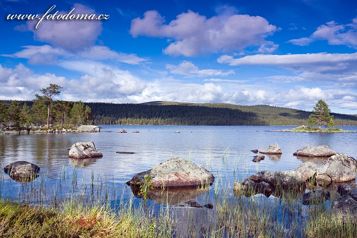 Jezero Gutulisjøen v národním parku Gutulia