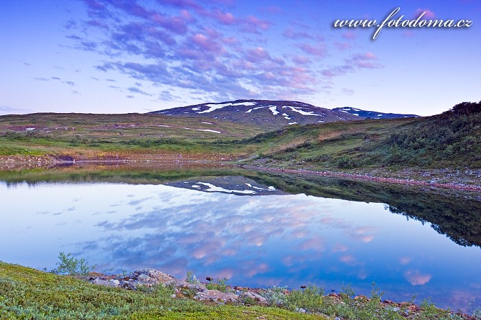 Fotka Jezero Litlklepptjørna, Národní park Skarvan og Roltdalen, Norsko