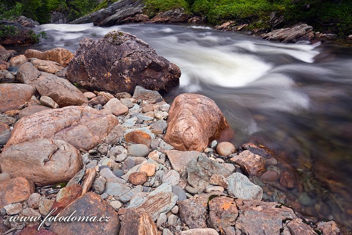 Fotka Řeka Torsbjørka, Národní park Skarvan og Roltdalen, Norsko