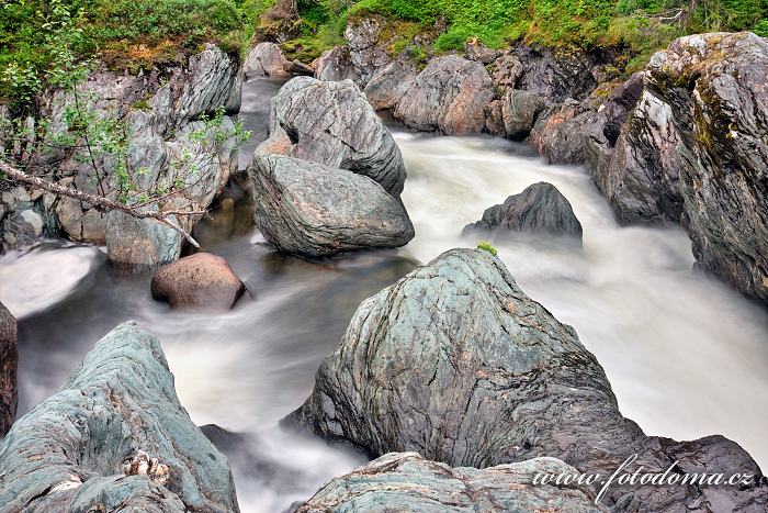 Fotka Řeka Torsbjørka, Národní park Skarvan og Roltdalen, Norsko