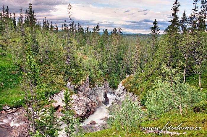 Fotka Řeka Torsbjørka, Národní park Skarvan og Roltdalen, Norsko