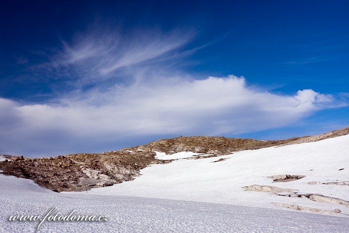 Krajina kolem jezera Røvassvatnan. Národní park Saltfjellet-Svartisen, kraj Nordland, Norsko