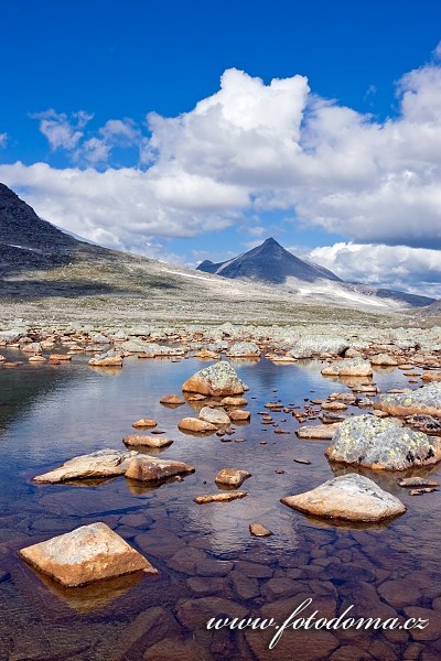 Hora Ørfjellet. Národní park Saltfjellet-Svartisen, kraj Nordland, Norsko