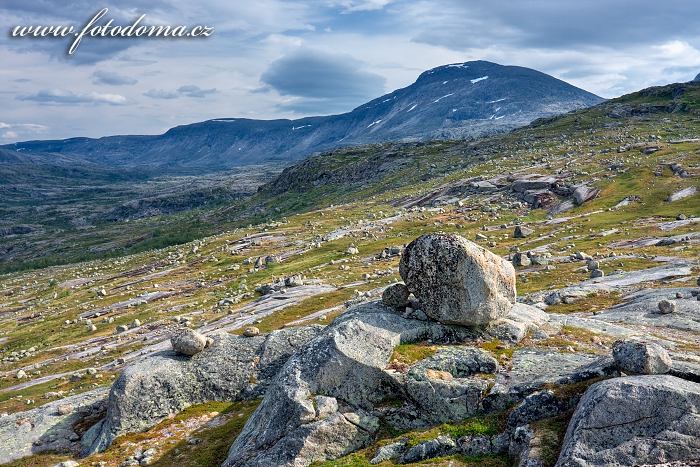 Horský masiv Rágotjåhkkå, národní park Rago, kraj Nordland, Norsko