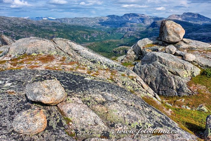 Hory s bludnými balvany, národní park Rago, kraj Nordland, Norsko