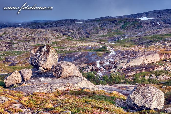 Kaskády, národní park Rago, kraj Nordland, Norsko