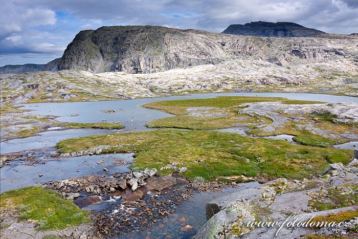 Krajina poblíž Bajep Tjuorvvomoajvve, národní park Rago, Norsko