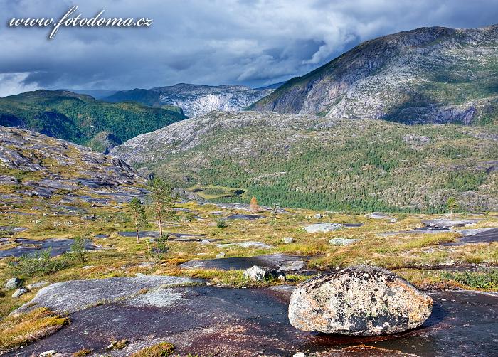 Údolí Storskogdalen, národní park Rago, kraj Nordland, Norsko
