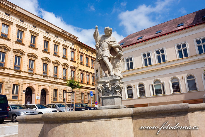 Kašna na Václavském náměstí, Znojmo