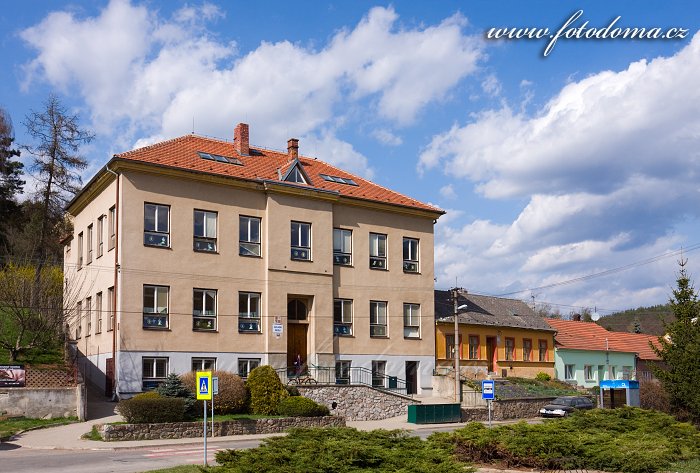 Základní škola v Lelekovicích, okres Brno-venkov