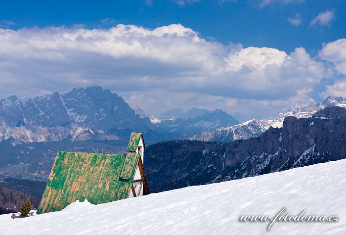 Kaplička nad Passo Giau, Dolomity