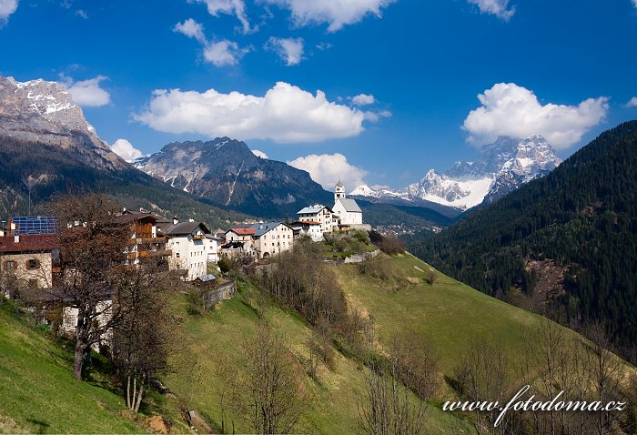 Colle Santa Lucia, Dolomity, Itálie