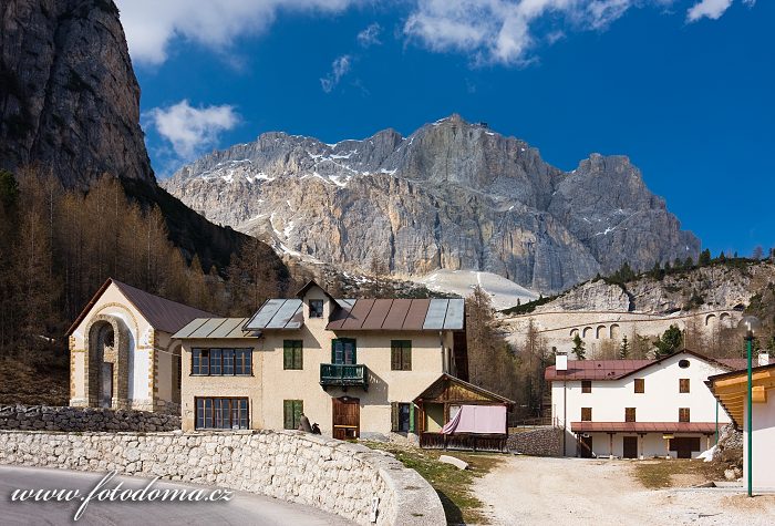 Pian di Falzarego a štít Lagazuoi, Dolomity, Itálie