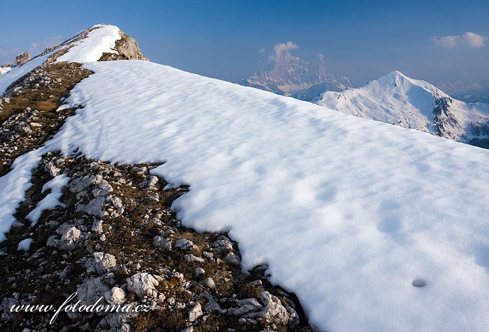 Monte Civetta a Monte Pore z vrcholu Col Galina, Dolomity