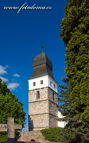 Fotka Opevněný gotický kostel svatého Jana Křtitele z 13. století, Velká Bíteš