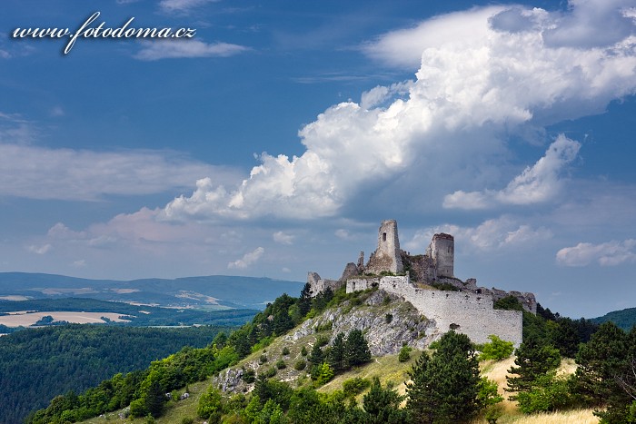 Hrad Čachtice, Slovensko