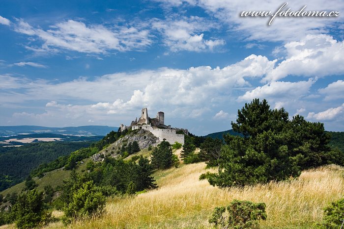 Hrad Čachtice, Slovensko