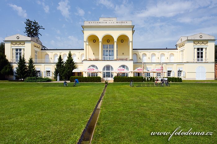 Hraniční zámek, Hlohovec