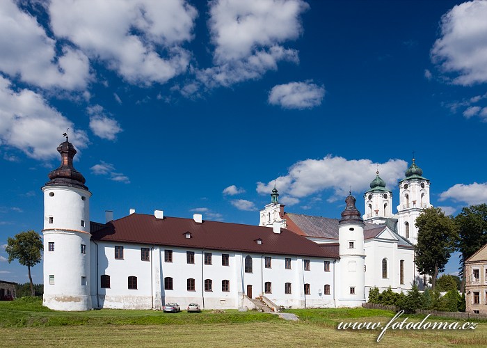 Fotka Bývalý dominikánský klášter a kostel Navštívení Panny Marie, Sejny, Polsko