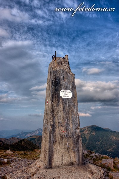 Fotka Malý Kriváň, vrcholový sloup, Národní park Malá Fatra, Slovensko