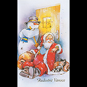 Náhled vánočního přání V-049 - otevírací vánoční přání s velkým sněhulákem, dědou Mrázem a spícím plyšákem u dveří