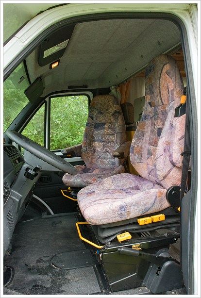 Obytné auto Hymer 4x4 interiér