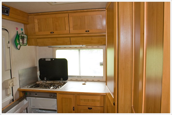 Obytné auto Hymer 4x4 interiér