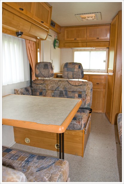 Obytné auto Hymer 4x4 interiér