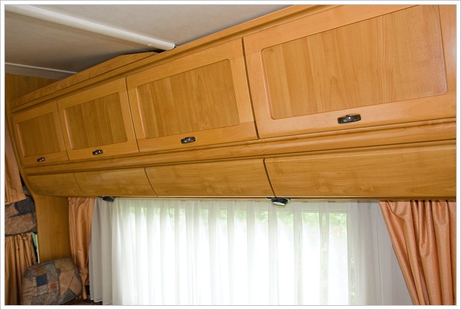 Obytné auto Hymer 4x4 interiér