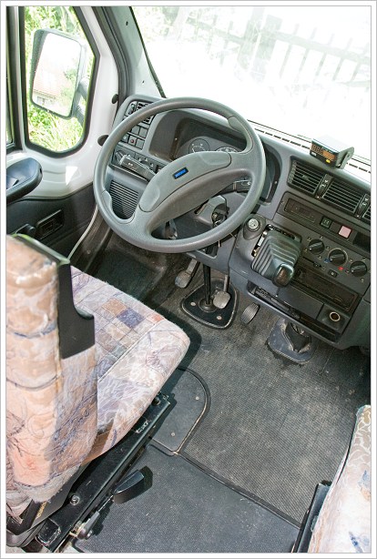 Obytné auto Hymer 4x4 interiér