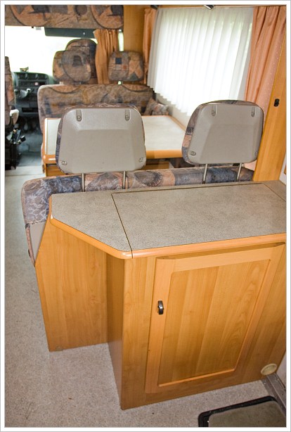 Obytné auto Hymer 4x4 interiér
