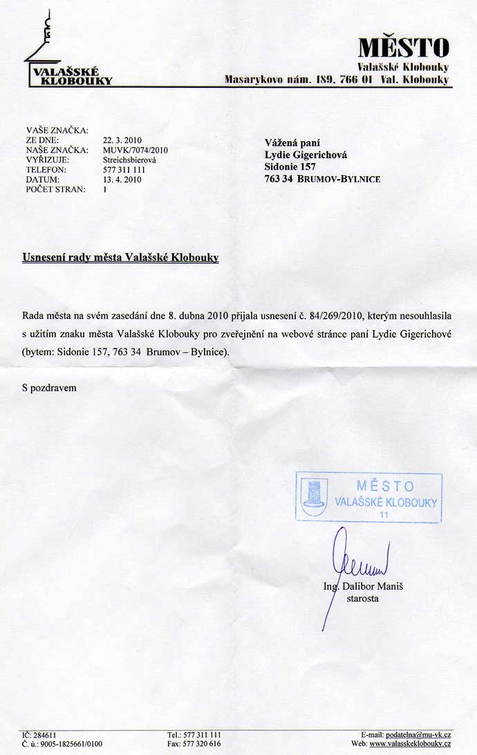 Dopis z Městského úřadu Valašské Klobouky, odpověď na žádost o povolení ke zveřejnění znaku města na stránkách Fotodoma.cz